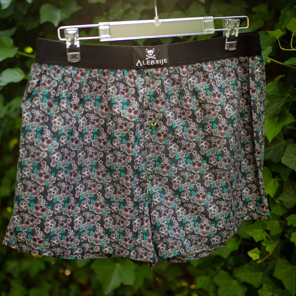 Trenky pánské s lebkami