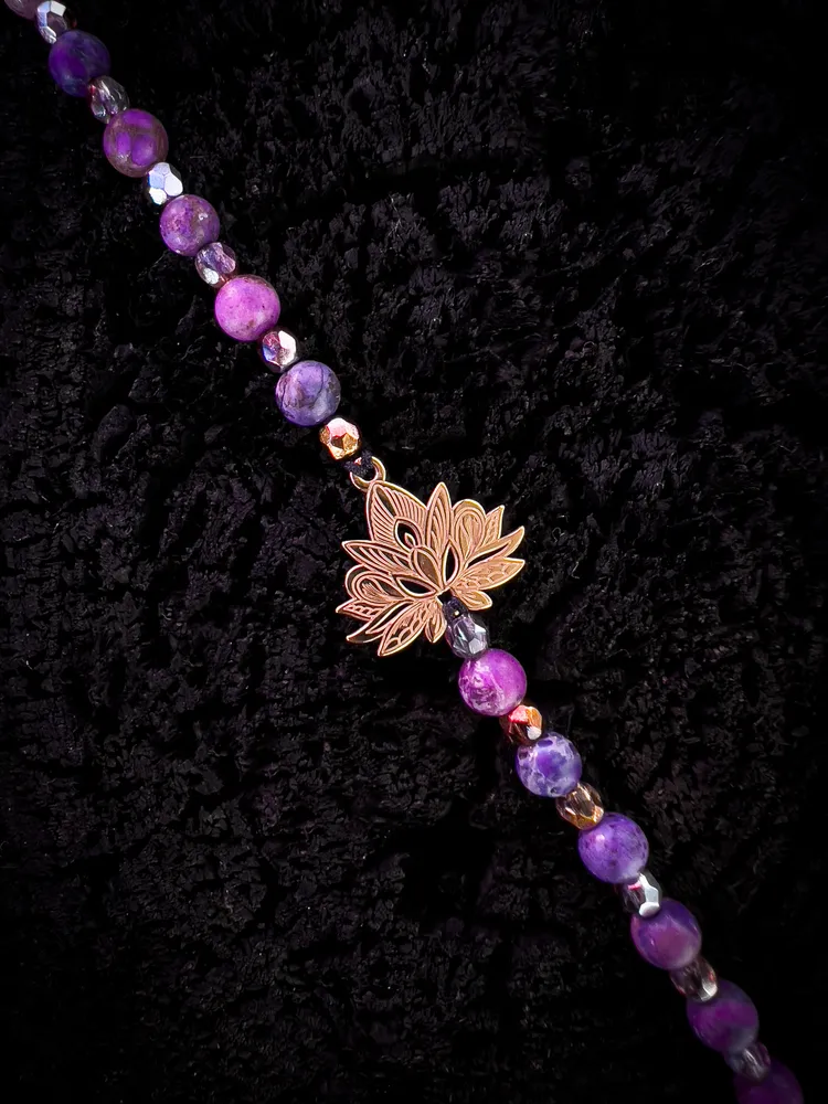 Zlatý lotos luxusní náramek 