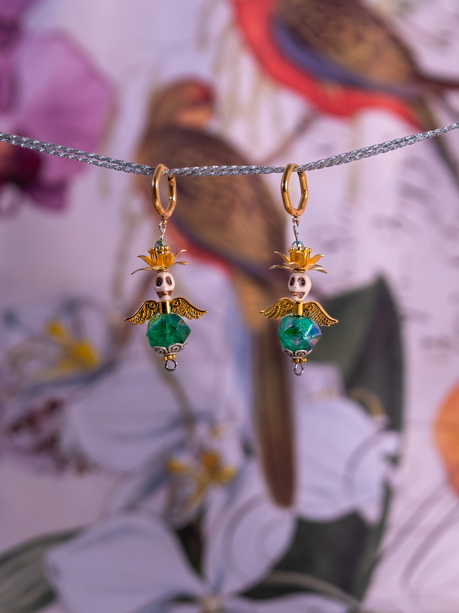 Zlaté náušnice lebky