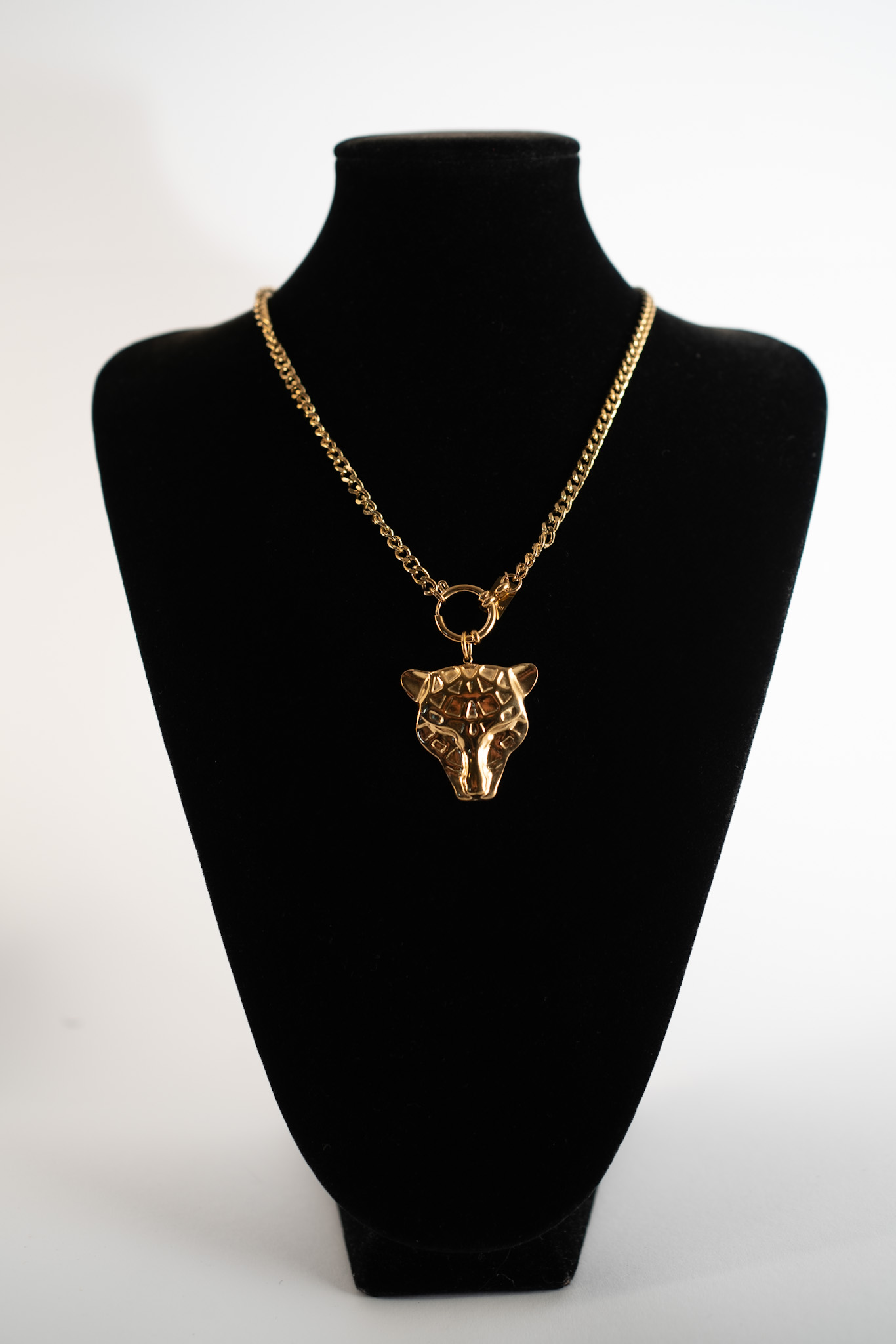 Náhrdelník z chirurgické oceli