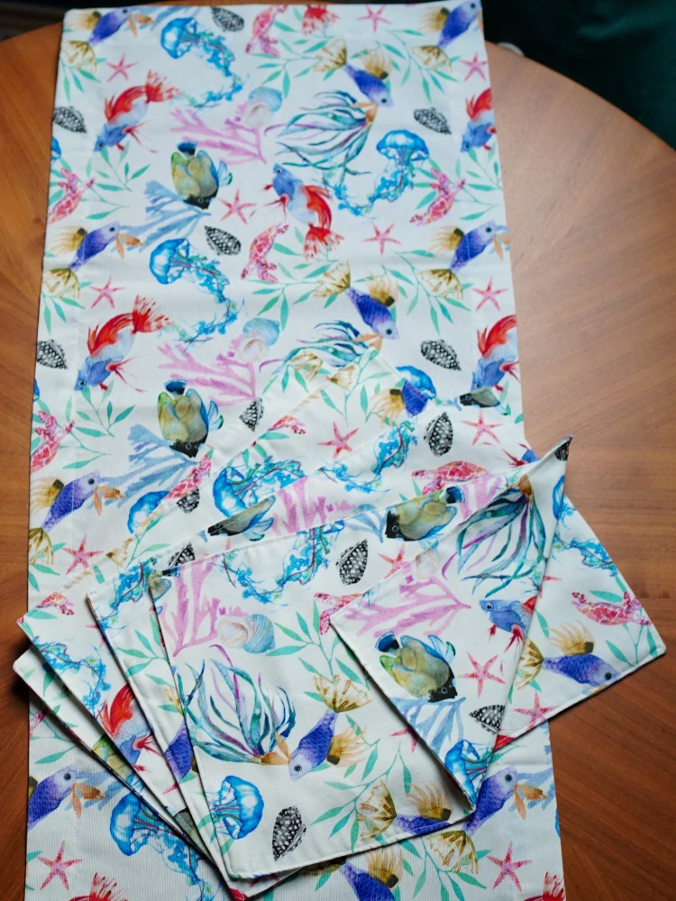 Set prostírání a běhounu - mořský motiv - Ručně šité