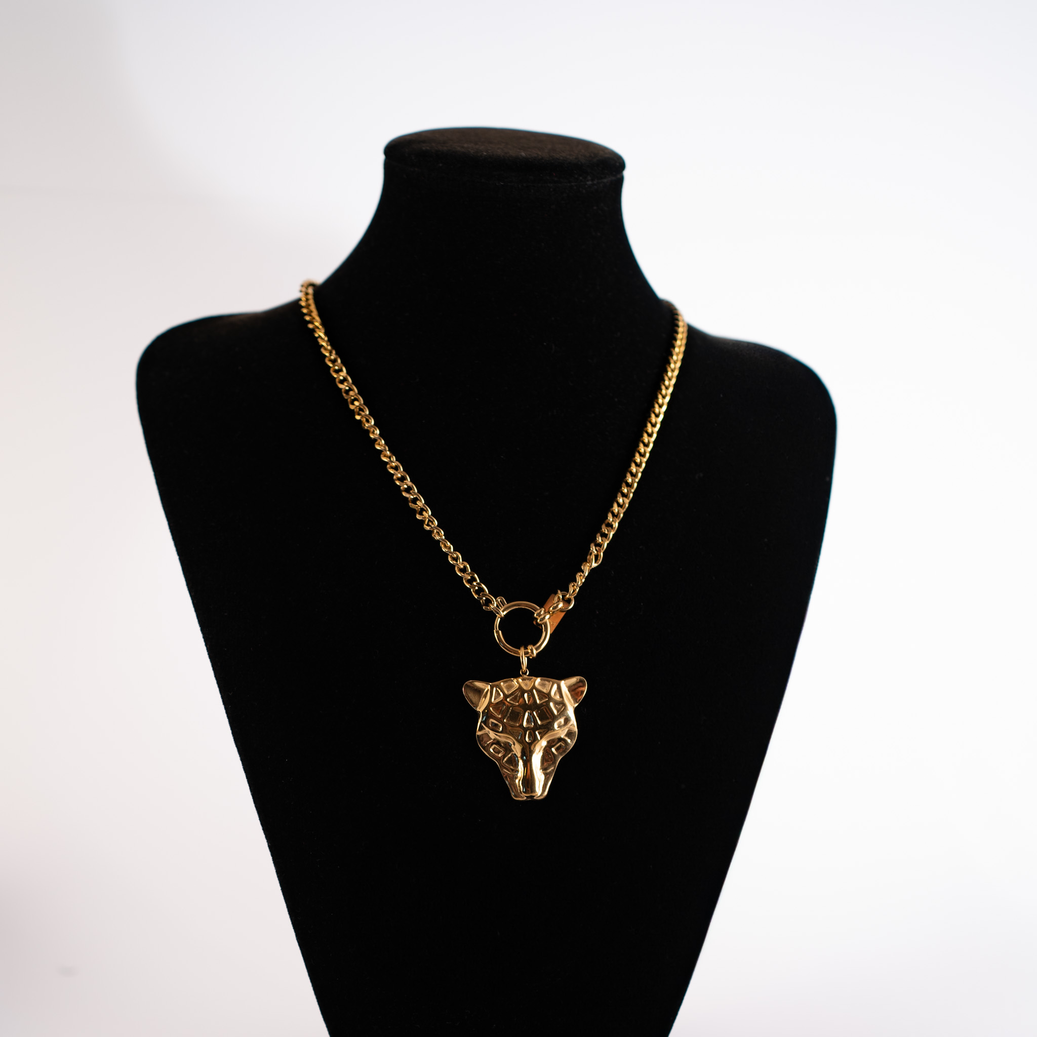 Náhrdelník z chirurgické oceli