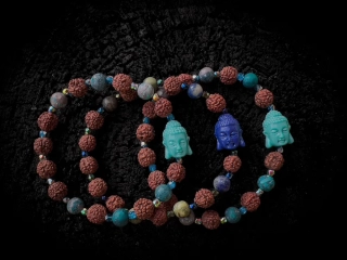 Howlit Buddha Náramek